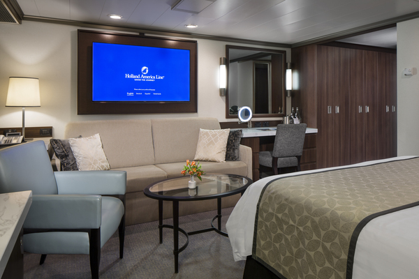 Holland America Nieuw Amsterdam Signature Suite 1.jpg